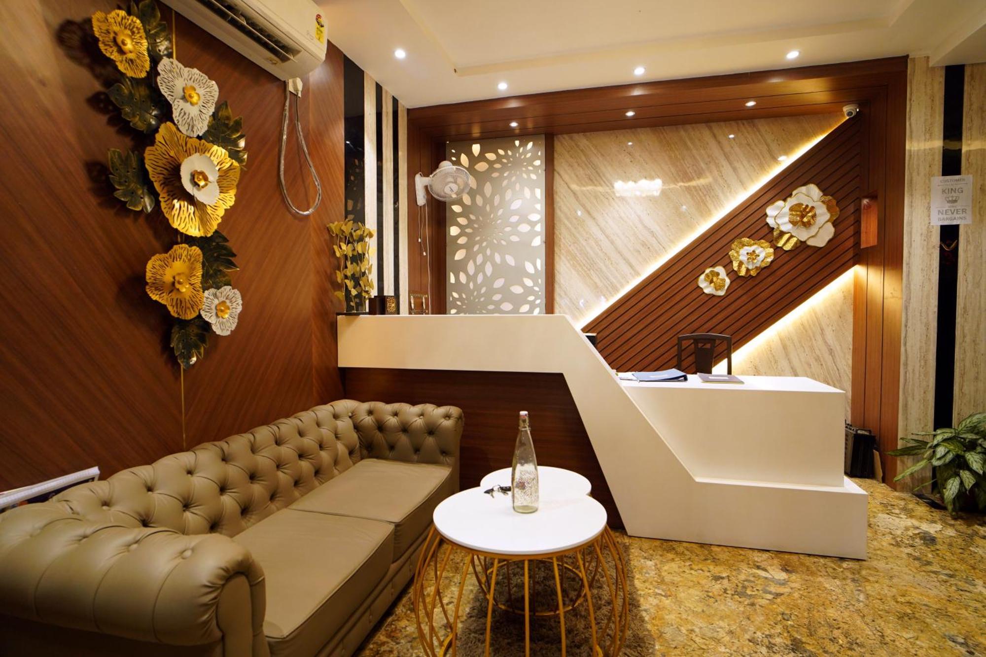 Royal Sea View !! Beach Front With Free Wifi !! 디가 외부 사진