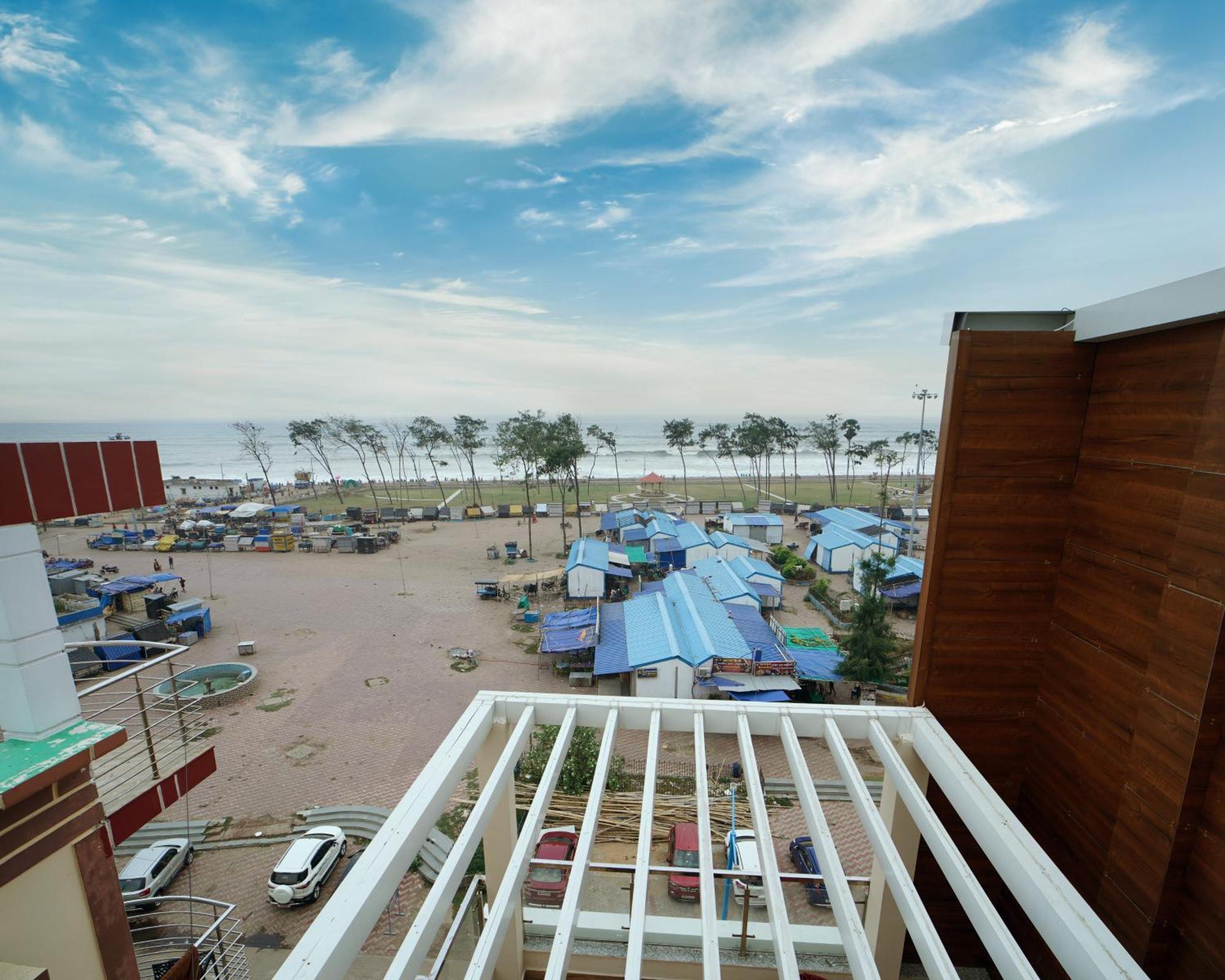 Royal Sea View !! Beach Front With Free Wifi !! 디가 외부 사진