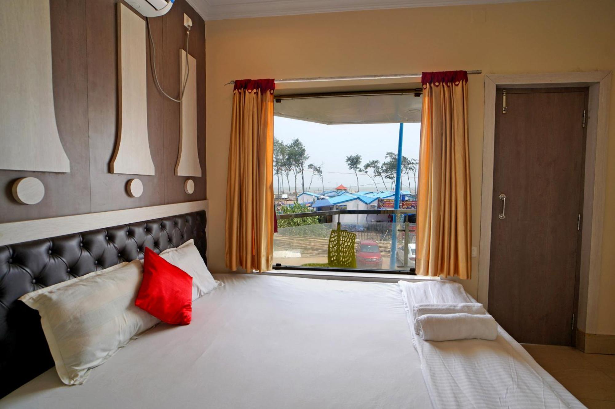 Royal Sea View !! Beach Front With Free Wifi !! 디가 외부 사진
